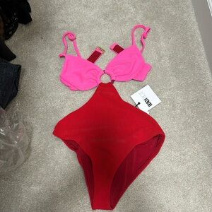 Beach riot BNWT one peice cut out swimsuit size M